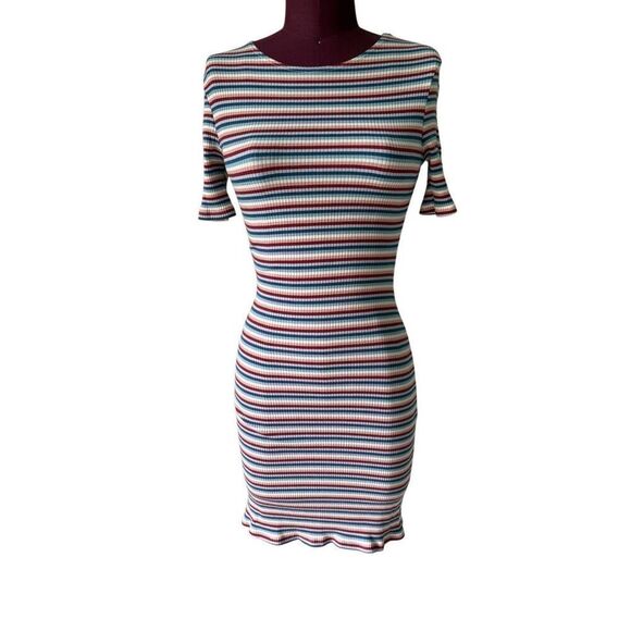 knit midi dress petite Petite Khaki-Green Appliquéd Knit Midi Dress with Wool – Ro&Zo main image 0